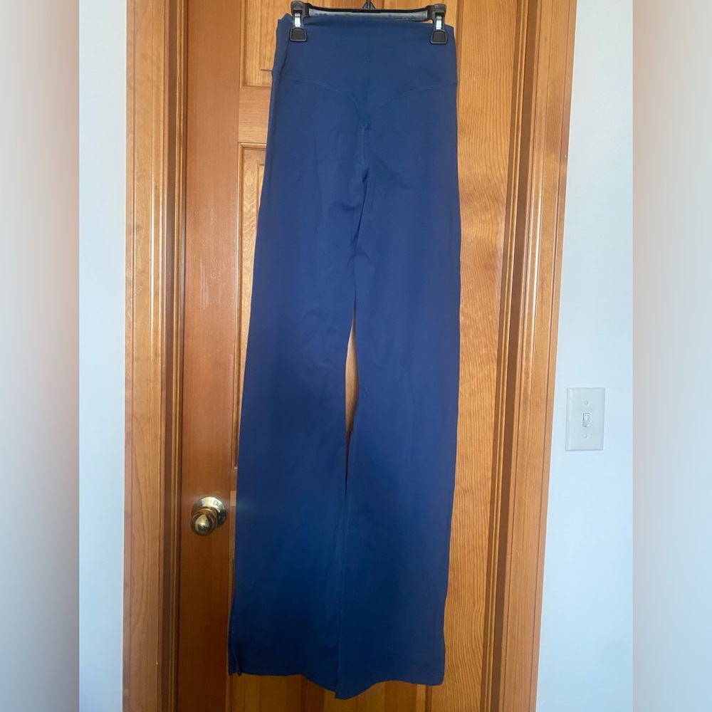 NWOT Vitality Flare leggings - Picture 2 of 4